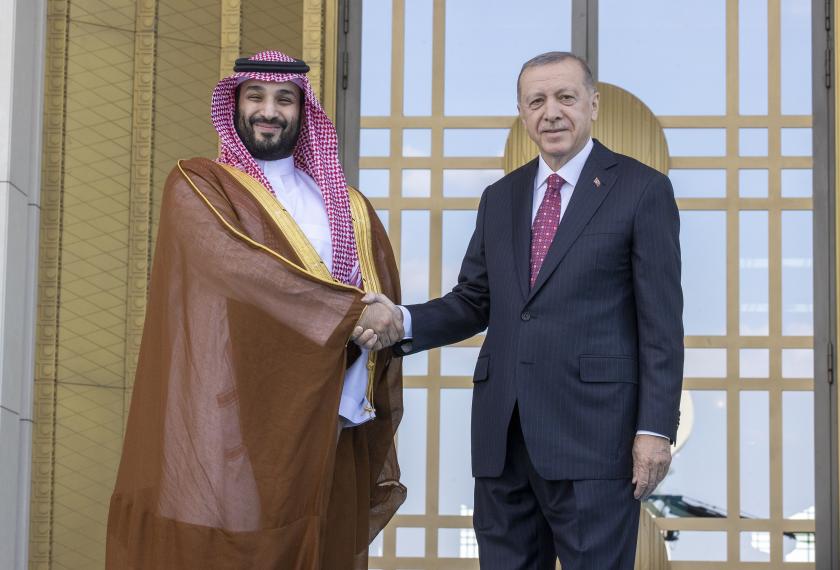 Muhammed bin Selman (solda) Tayyip Erdoğan (sağda)