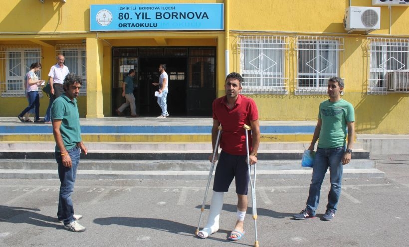 Diyarbakır saldırısında yaralanan Oral İzmir'de oy kullandı