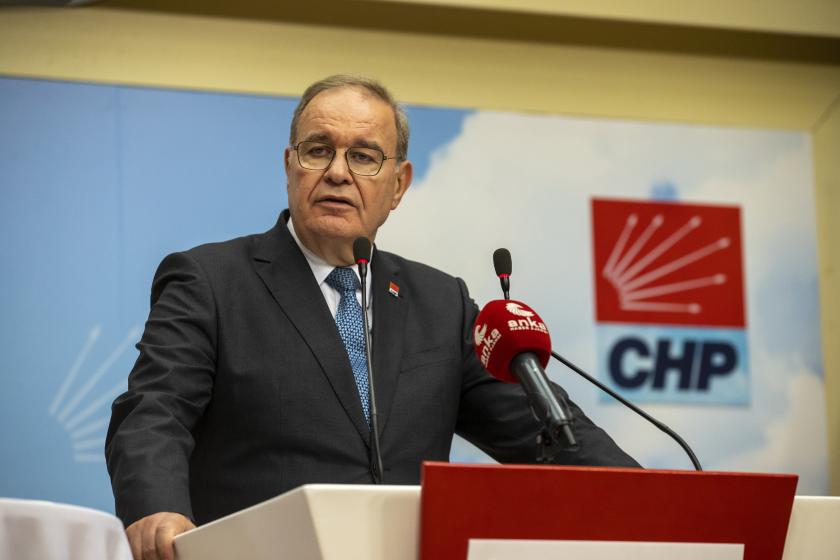 CHP Sözcüsü Öztrak: Artık müzelik olmuş Erdoğan’ı ne SADAT gibi paramiliter artıklar kurtarır