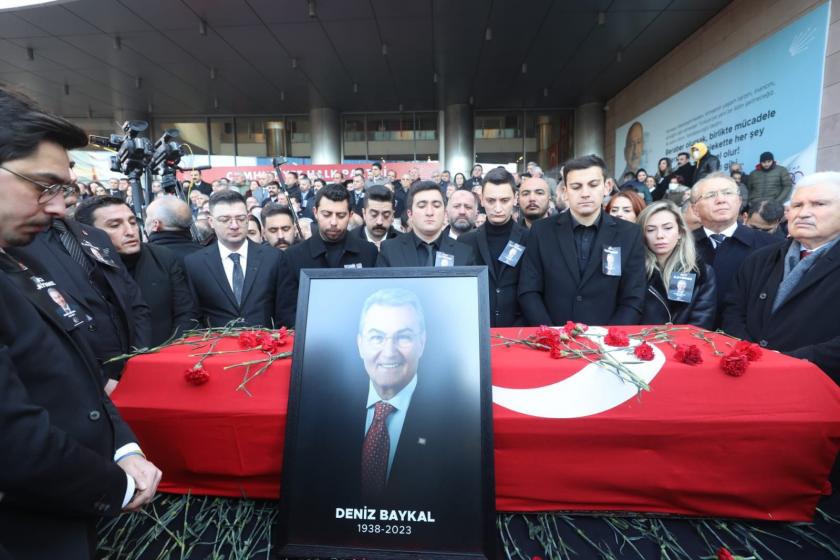 Eski CHP Genel Başkanı Deniz Baykal son yolculuğuna uğurlandı