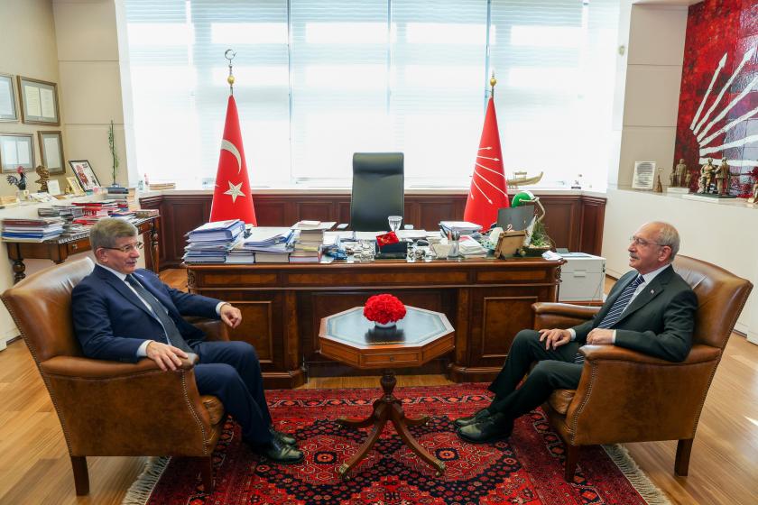 Ahmet Davutoğlu, Kemal Kılıçdaroğlu'nu ziyaret etti