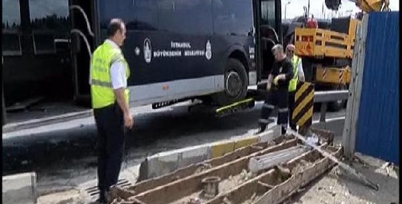 İstanbul’da yine metrobüs kazası