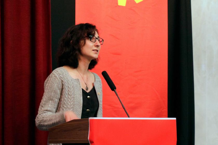 Yeşil Sol Parti Milletvekli adayı Altun KYK yurtlarında kalan kadınlarla buluştu