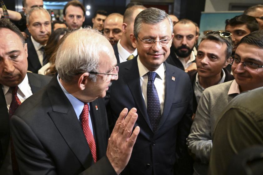 CHP Genel Başkanı Özgür Özel mazbatasını aldı, Kılıçdaroğlu'nu uğurladı