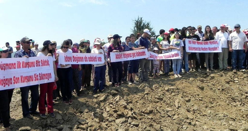 Çerkes köyü İlkkurşun’da kafkas danslarıyla yol eylemi