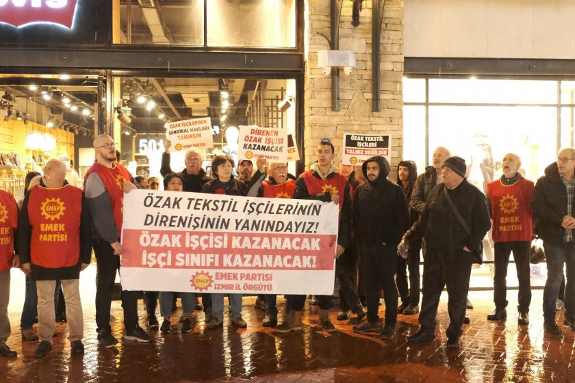 EMEP İzmir İl Örgütü, Özak işçileri için Levi's önünden seslendi: Levi's derhal adım atmalıdır!