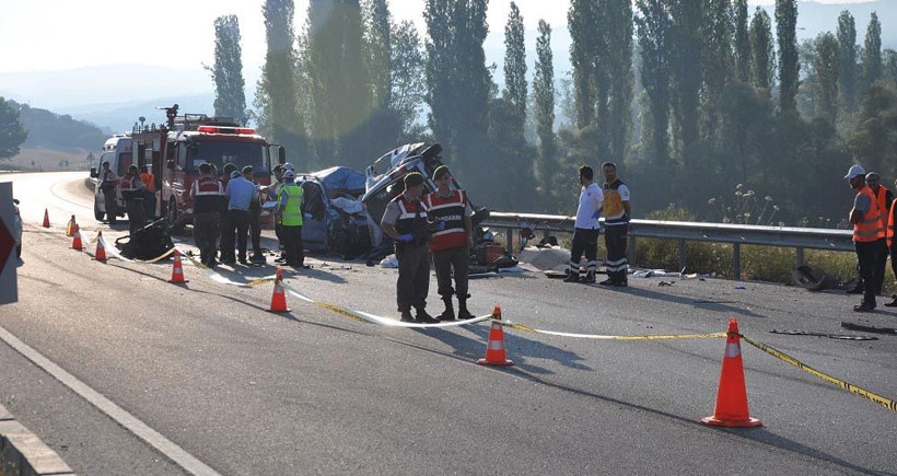 Çorum'da kaza: 6 ölü, 2 yaralı