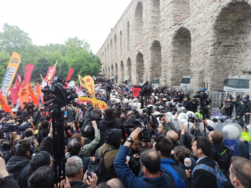 May Day in İstanbul: Anger on one side, blockade on the other