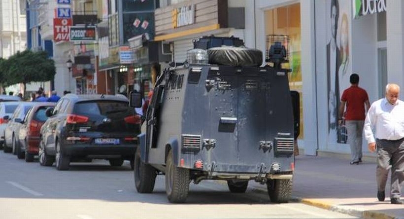 Van'da zırhlı araçların plakaları söküldü!