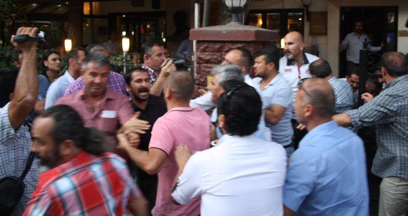 Ankara'da polis, akli dengesi olmayan vatandaşa saldırdı