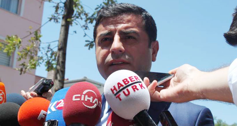 Demirtaş: Derhal karşılıklı çatışmasızlık ve yeniden diyalog, müzakere sürecine dönülmeli