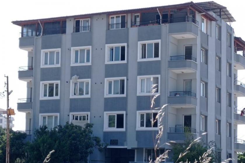 Rezerv alan yıkımla geliyor: Sağlam binanın elektriğini kestiler