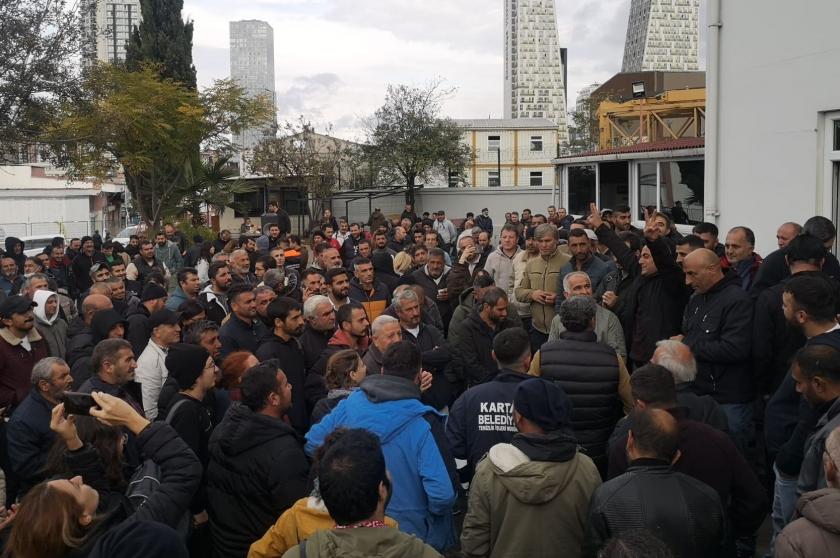 Kartal Belediyesinde işçilerin birliği belediyeye geri adım attırdı