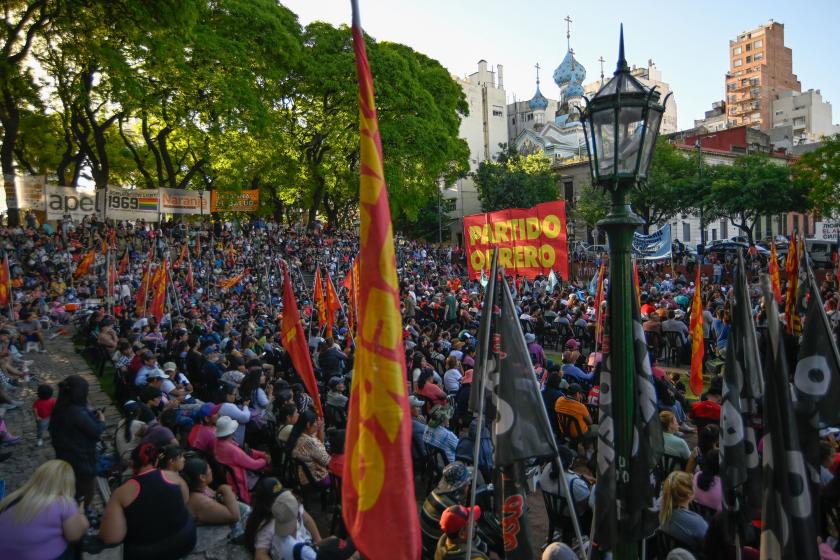 Milei'nin emek düşmanı politikaları Buenos Aires'te protesto edildi