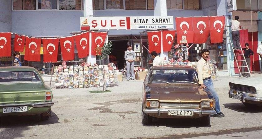 Bir kayıp gölge: Kartpostallar