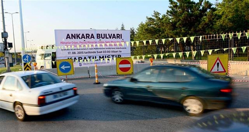 Ankara Bulvarı yeniden trafiğe açıldı