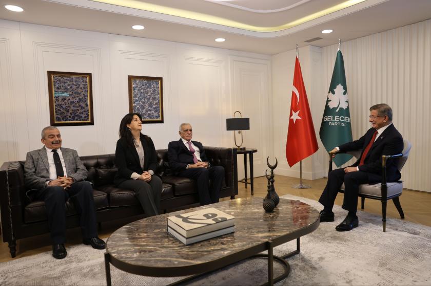 DEM Parti heyeti Ahmet Davutoğlu ve Mahmut Arıkan ile görüştü
