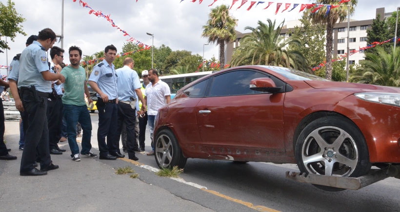 İstanbul Emniyeti önündeki şüpheli araç 'temiz' çıktı