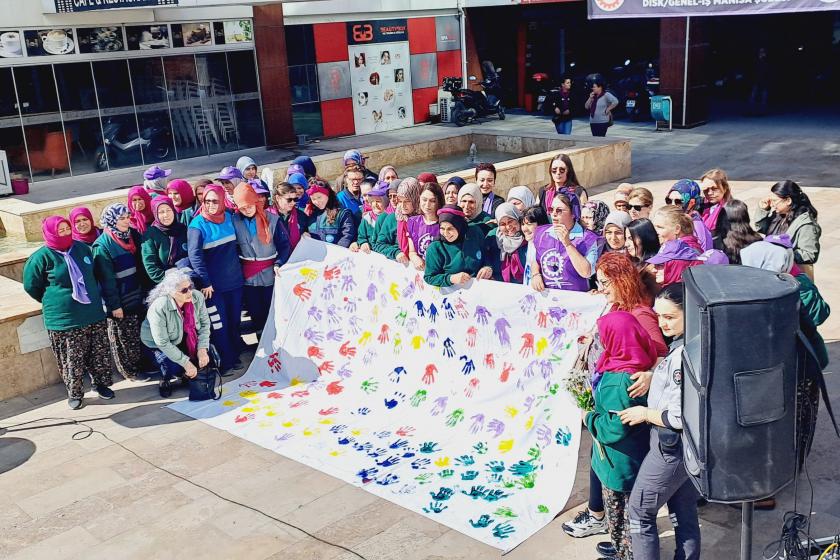 Manisa'da belediye işçisi kadınlardan 8 Mart eylemi