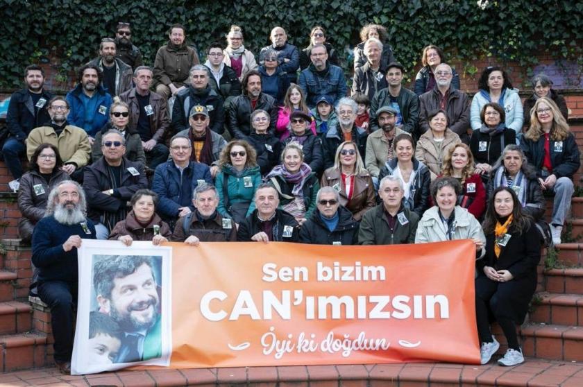Dostlarından Can Atalay’a doğum günü mesajı:  'Gençlerin karanlığı elleriyle yırtmaya çalıştığı bu günlerde...'
