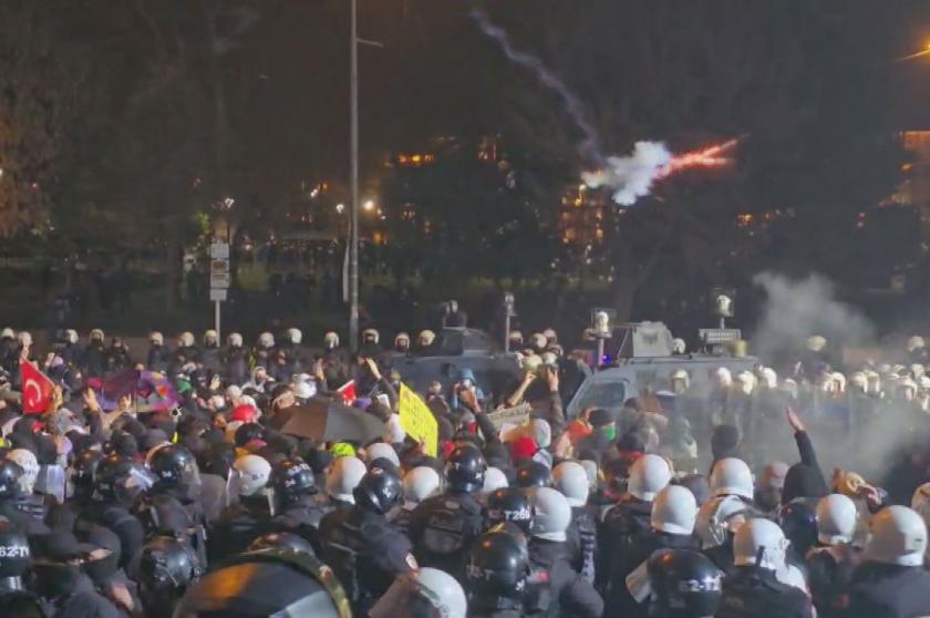 Saraçhane mitingi sonrası polis müdahalesi
