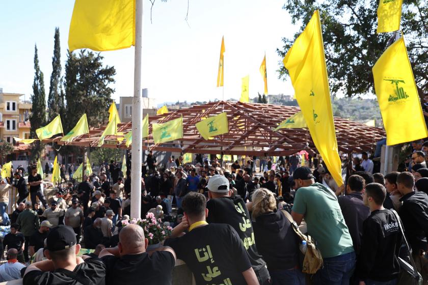 Hizbullah’a silah bırakma baskısı: İsrail çekilirse müzakere edilebilir