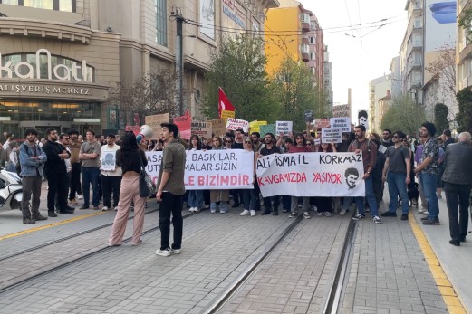 Eskişehir'de öğrencilerden eylem: "Bu düzeni reddediyoruz"