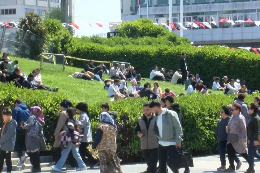 CHP deprem nedeniyle İstanbul yürüyüşünü iptal etti