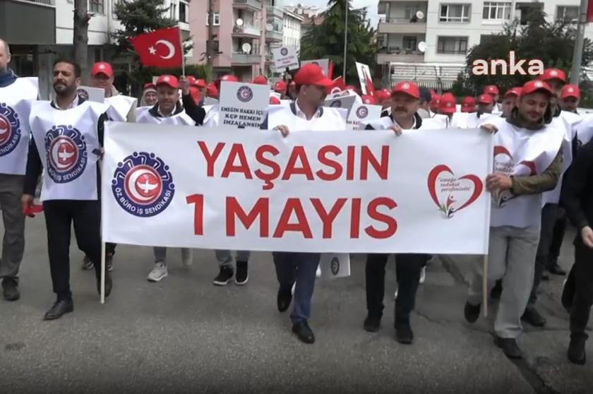 Öz Büro İş Sendikasından TÜHİS protestosu: Sözleşmeyi geciktirmesinin hiçbir makul sebebi yok