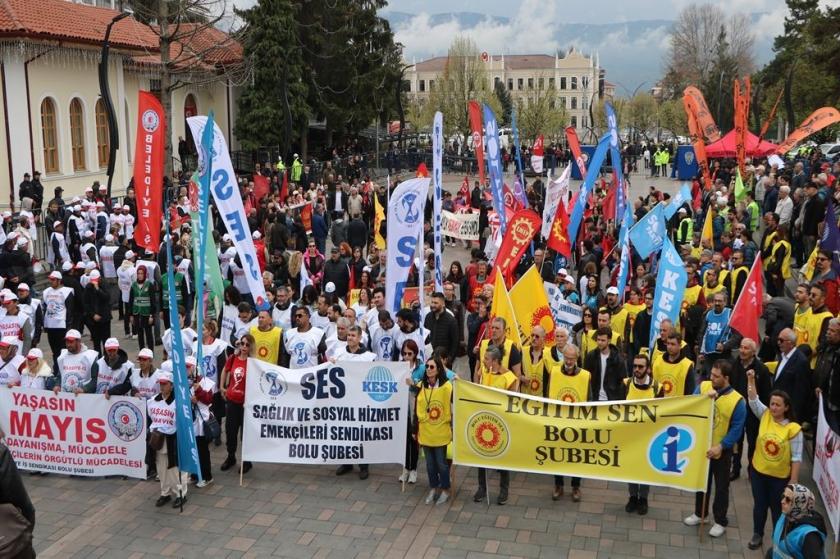Bolu'da 1 Mayıs halaylarla kutlandı