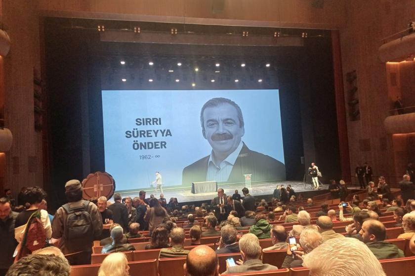 Sırrı Süreyya Önder'e veda: Son yolculuğuna uğurlanıyor