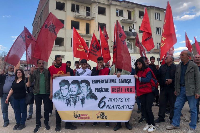 Denizler Malatya'da anıldı: "İşçi, gençlik el ele, genel greve"