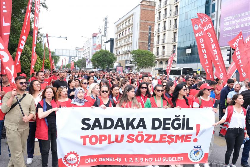 İzBB işçileri yarım gün iş bıraktı, grev 29 Mayıs'ta