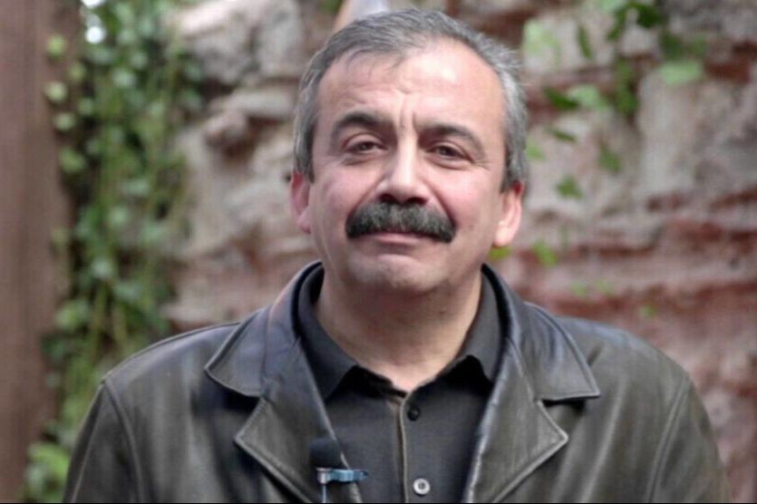 Edebiyatçılardan Önder için açıklama: Sen hepimizin yüreğine barışı yazdın
