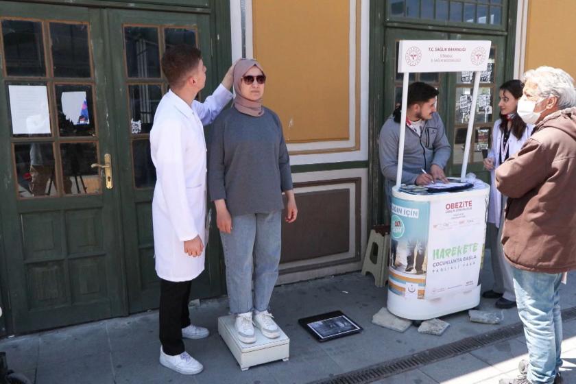 Bakanlığın meydanlarda 'kilo kontrolü' uygulaması Bakırköy'de başladı