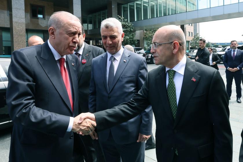 AKP içinde de eleştirilen Bakan Şimşek'e Erdoğan kalkanı