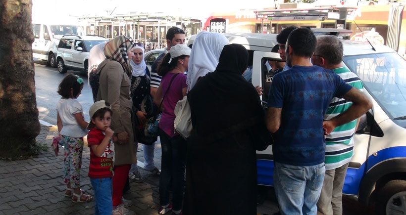 Kabataş'ta Suriyeli turistler gasp edildi