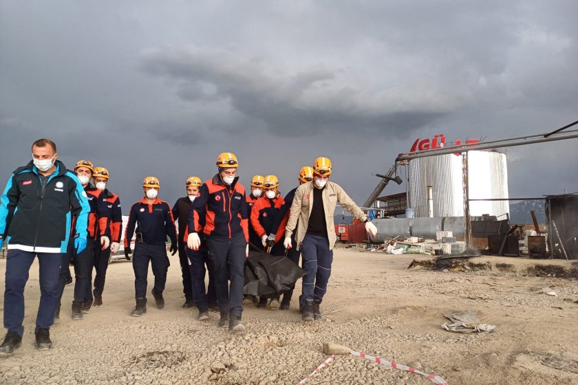 Erzurum'da asfalt üretim tesisinde patlama: 1 işçi öldü, 1 işçi ağır yaralandı