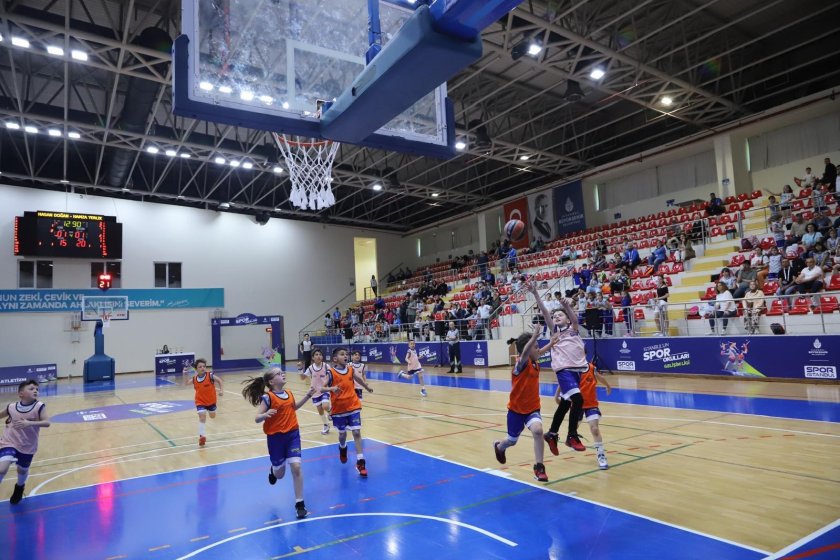 İBB’nin Gelişim Ligi’nde final Pazar günü yapılacak: 10 ayrı branştan yaklaşık 460 sporcu katılacak.