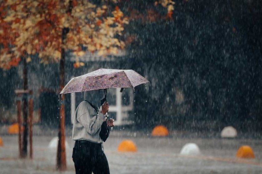 Meteoroloji'den 14 il için sarı kodla uyarı: Gök gürültülü sağanak ve kuvvetli rüzgar bekleniyor