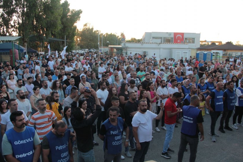 İzmir'de TPI işçileriyle dayanışma gecesi düzenlendi