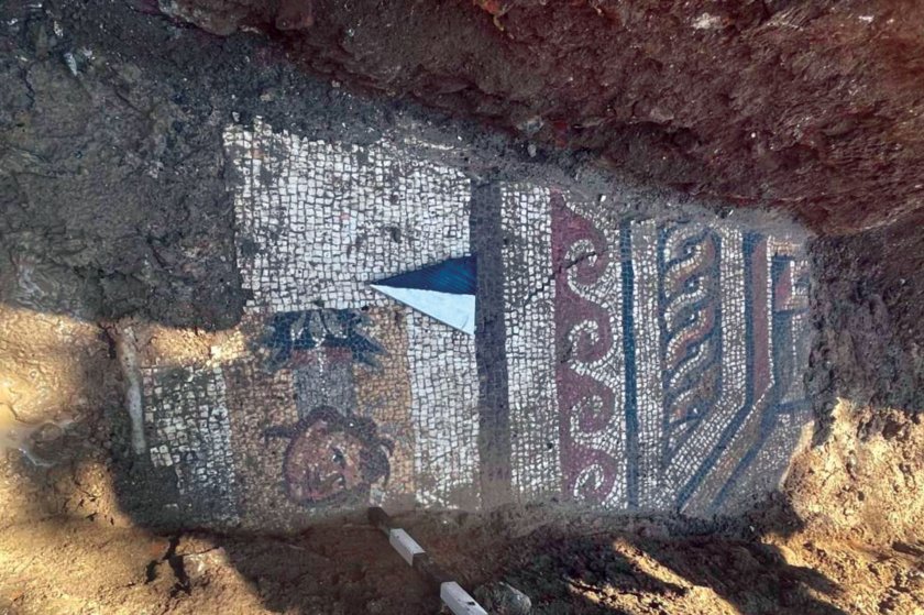 Maraş’ta altyapı çalışmasında 1500 yıllık mozaik bulundu