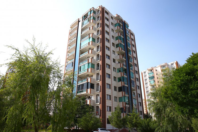 Diyarbakır'daki yangınla ilgili gözaltına alınan 5 şüpheli adliyeye sevk edildi