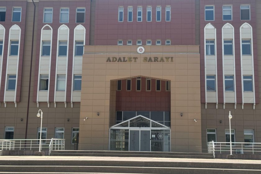Manisa Barosu’ndan Yeni Akit Haber Müdürü hakkında suç duyurusu