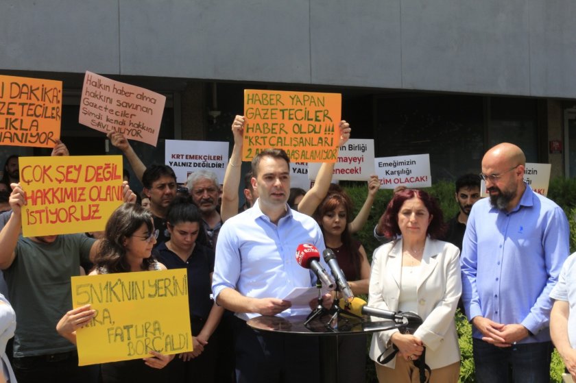 KRT TV çalışanları: "Hakkımızın hemen verilmesi dışında hiçbir teklifi kabul etmiyoruz"