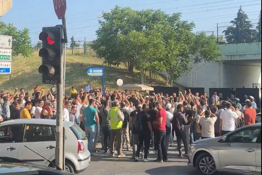 Türk Harb-İş üyesi işçilerden eylem: “Haklarımızı alana kadar vazgeçmeyeceğiz”