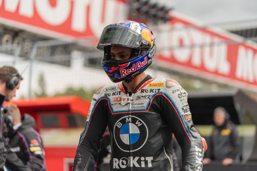 Milli motosikletçi Toprak Razgatlıoğlu, İtalya'da superpole yarışını kazandı