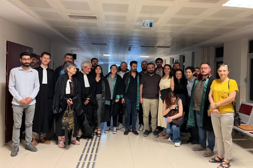 Mesleki faaliyetlerinden yargılanan avukata beraat