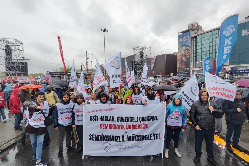 Vakıf üniversiteleri eşit ücret yasasını çiğniyor