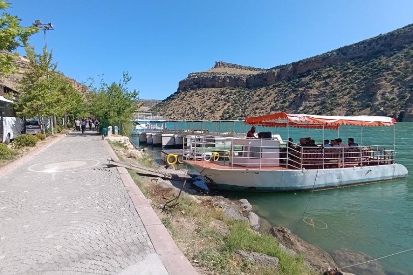 Diyarbakır Büyükşehir Belediyesi: Dicle Baraj Gölü'ndeki motorlu araçların faaliyeti durduruldu
